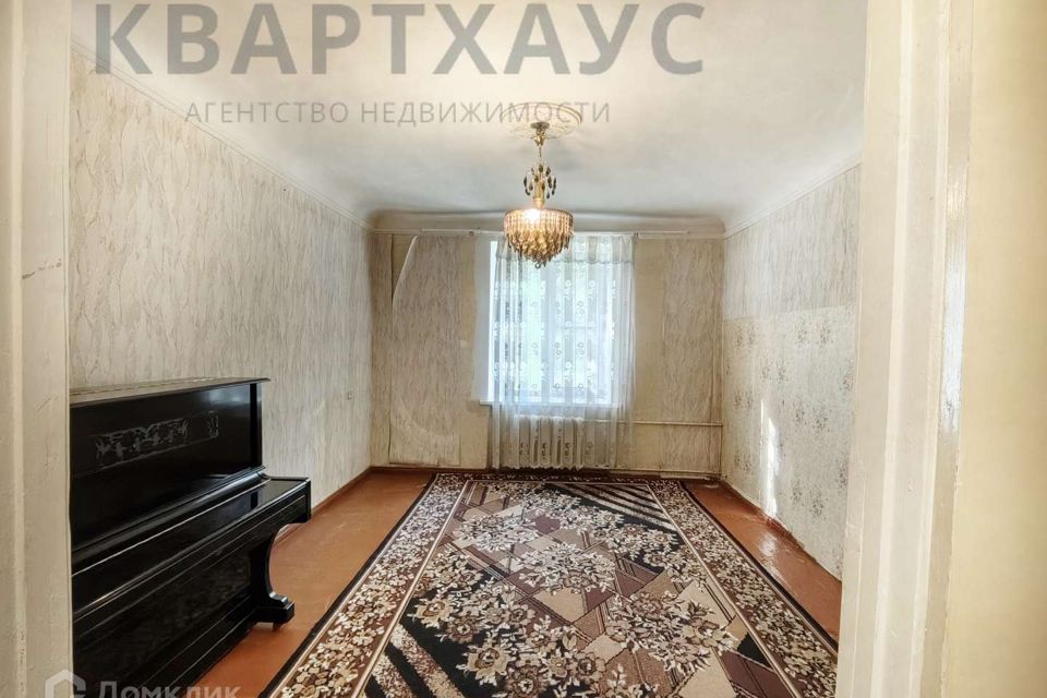 Продаётся 2-комнатная квартира, 60.8 м²