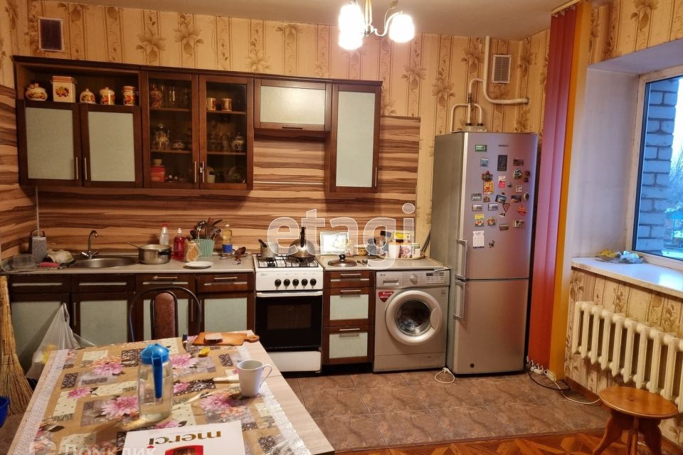 Продаётся 2-комнатная квартира, 73.6 м²