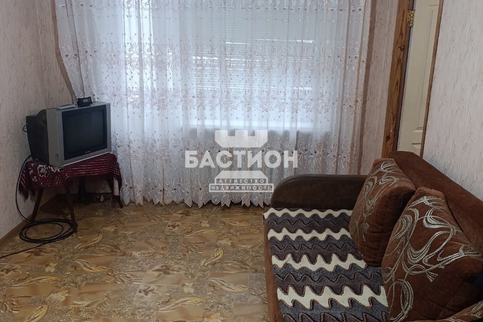 Продаётся 3-комнатная квартира, 42 м²