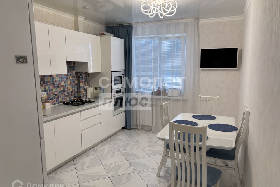 Продаётся 3-комнатная квартира, 67.7 м²
