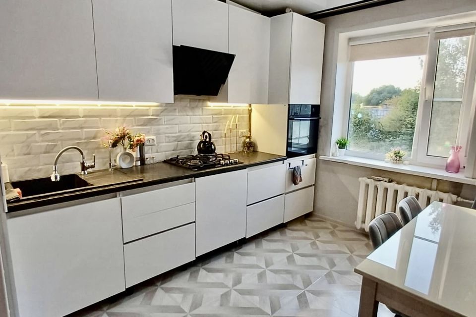 Продаётся 3-комнатная квартира, 69 м²