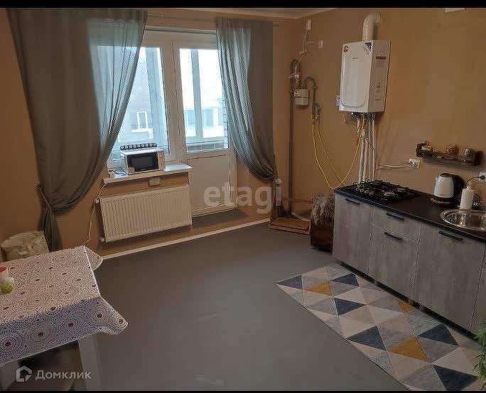 Продаётся 1-комнатная квартира, 45.3 м²