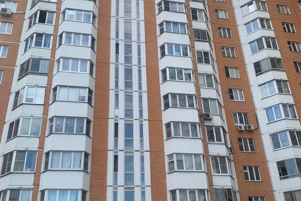 Продаётся 1-комнатная квартира, 37.5 м²