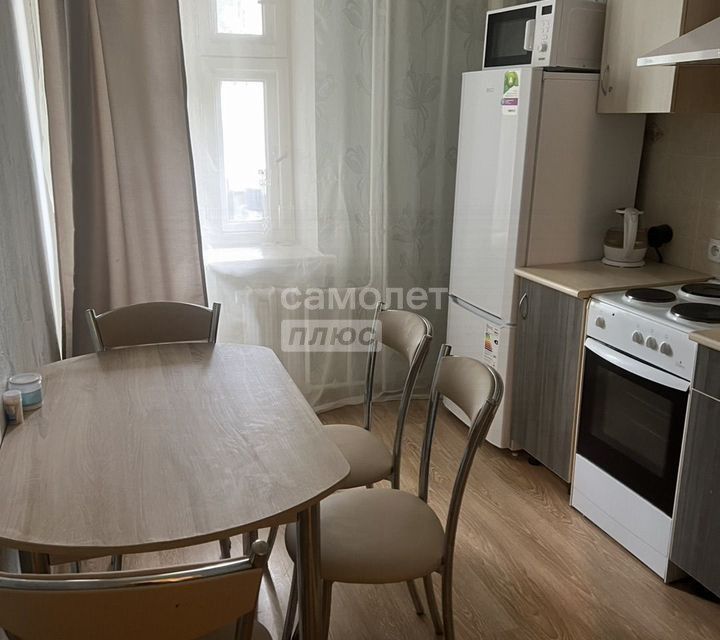 Сдаётся 1-комнатная квартира, 40 м²