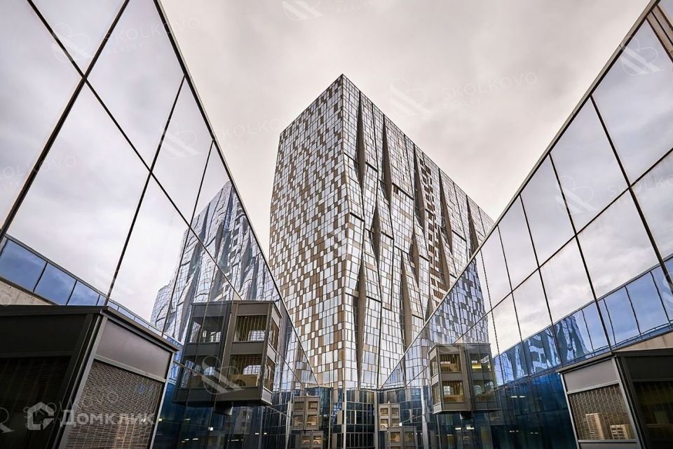 Продаётся 5-комнатная квартира, 149.3 м²
