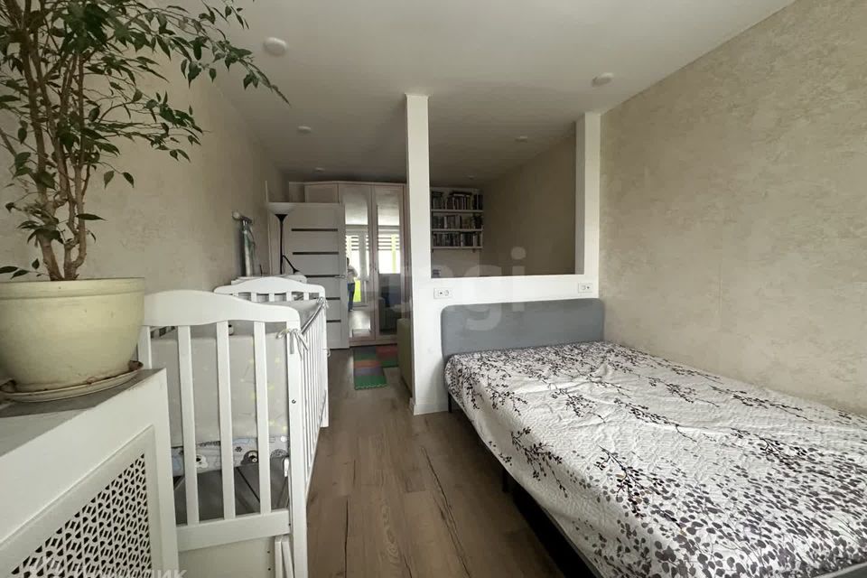 Продаётся 1-комнатная квартира, 37.6 м²