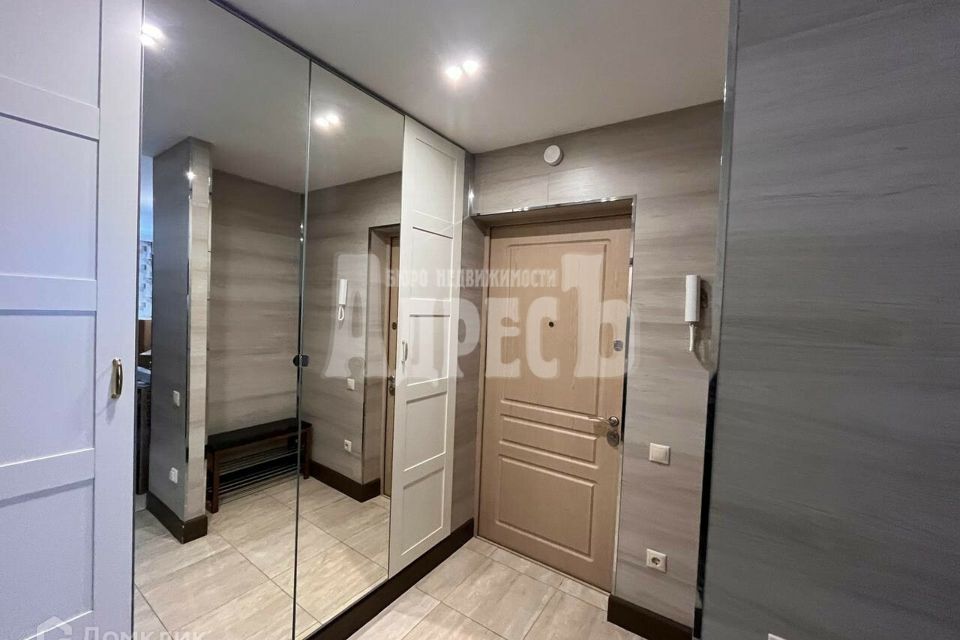 Продаётся 2-комнатная квартира, 60.3 м²