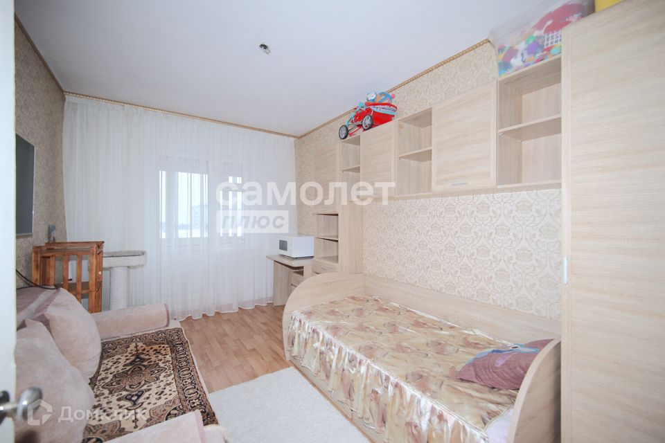 Продаётся 3-комнатная квартира, 64 м²