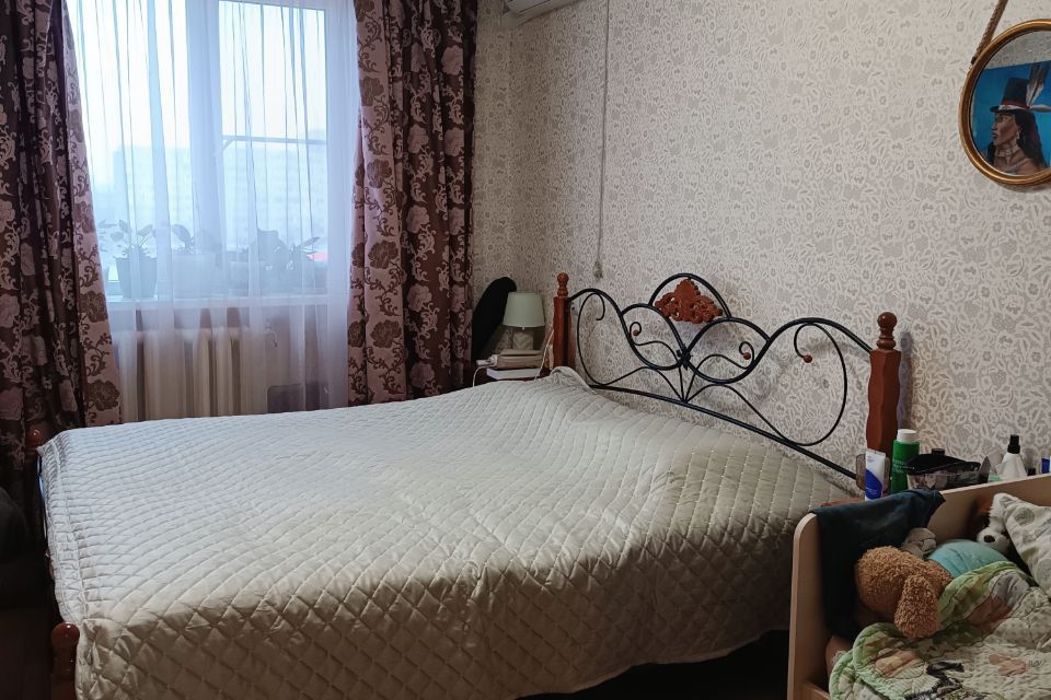 Продаётся 3-комнатная квартира, 57.9 м²