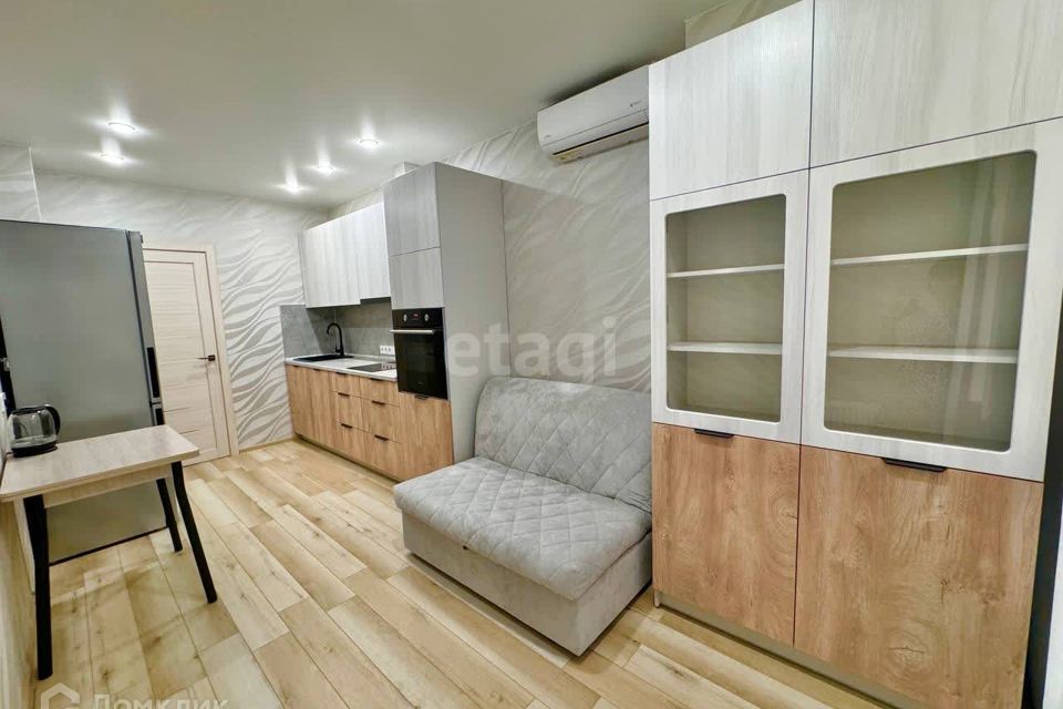 Продаётся 1-комнатная квартира, 44 м²