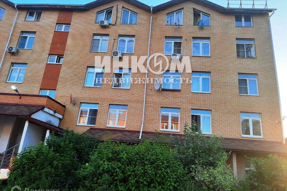 Продаётся 1-комнатная квартира, 45.6 м²