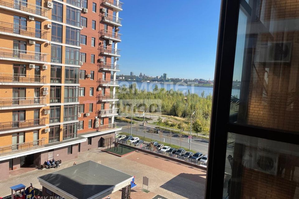 Продаётся 3-комнатная квартира, 122 м²