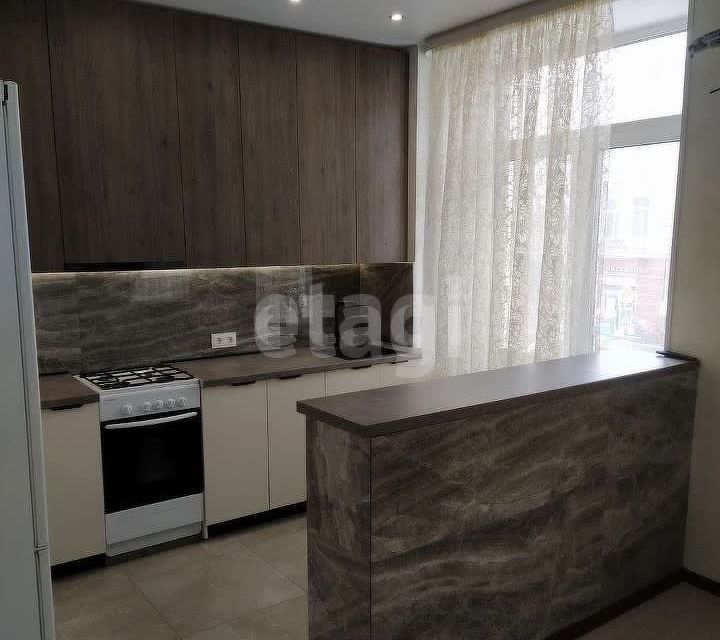 Продаётся 1-комнатная квартира, 44 м²