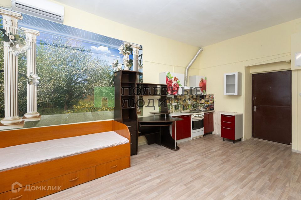 Продаётся комната в 1-комн. квартире, 18 м²