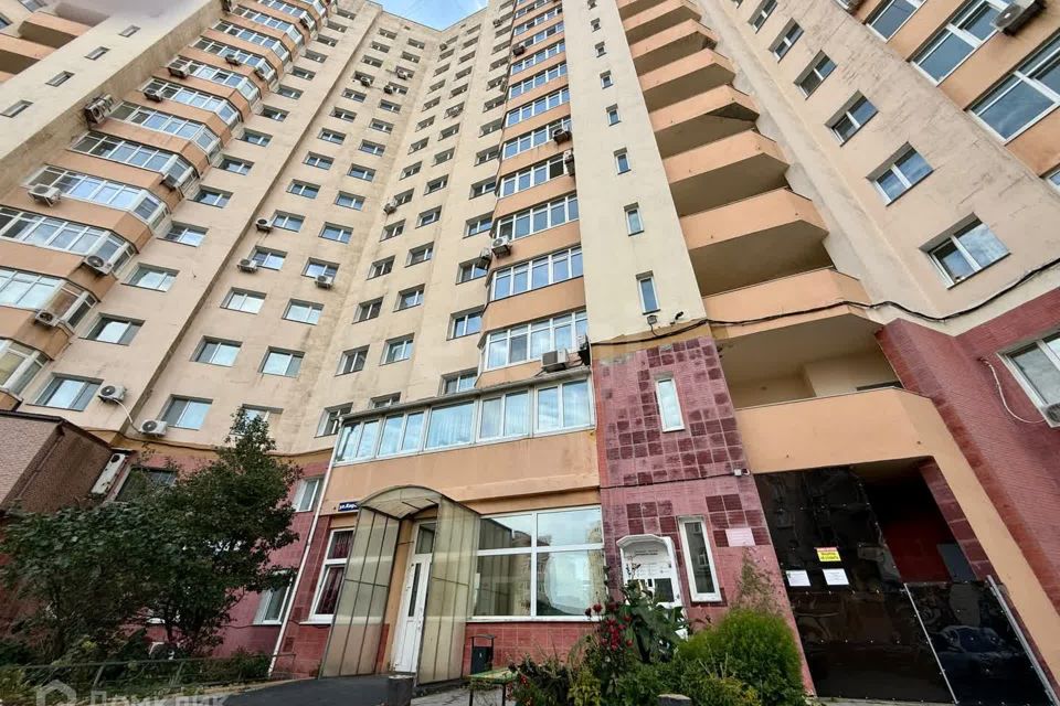 Продаётся 2-комнатная квартира, 90.7 м²