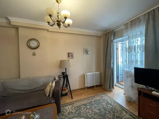 Продаётся 3-комнатная квартира, 63 м²