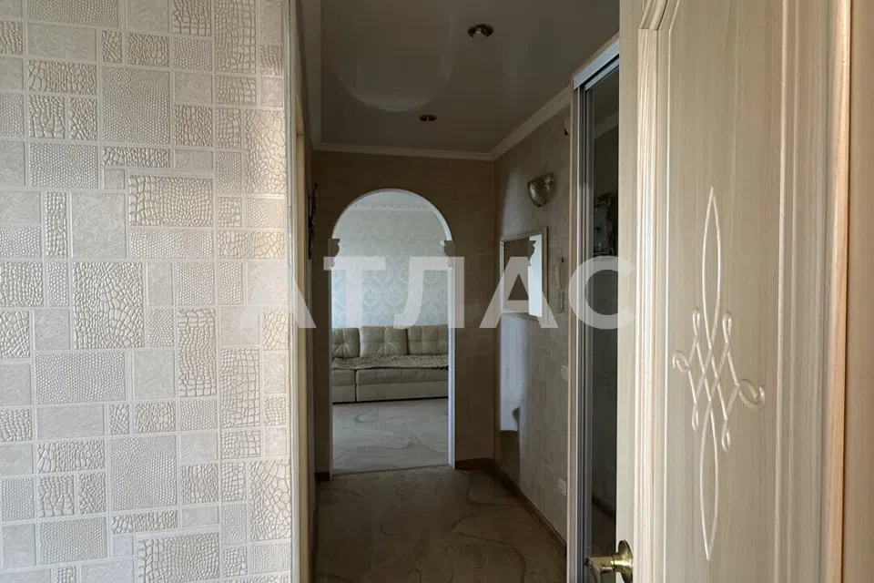 Продаётся 2-комнатная квартира, 45.7 м²