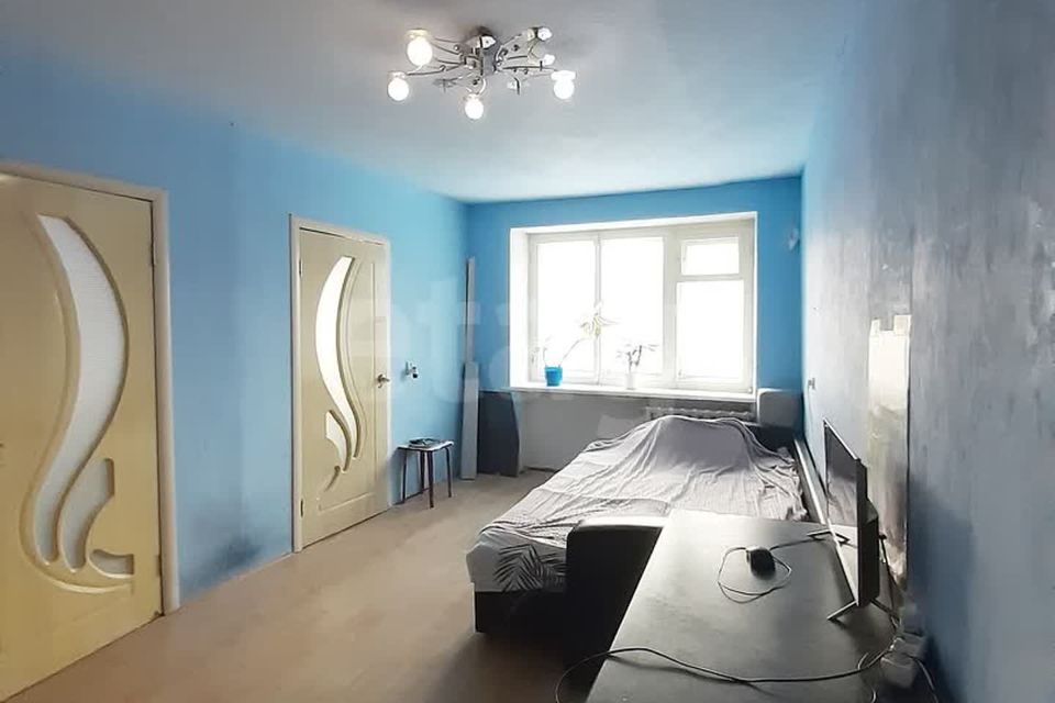 Продаётся 4-комнатная квартира, 61.4 м²