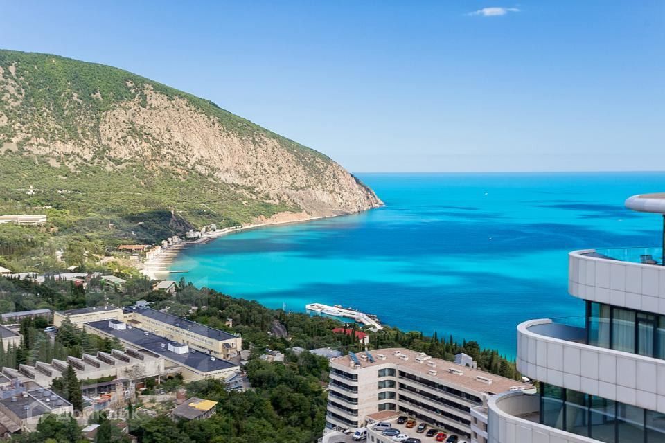 Продаётся 2-комнатная квартира, 62.2 м²