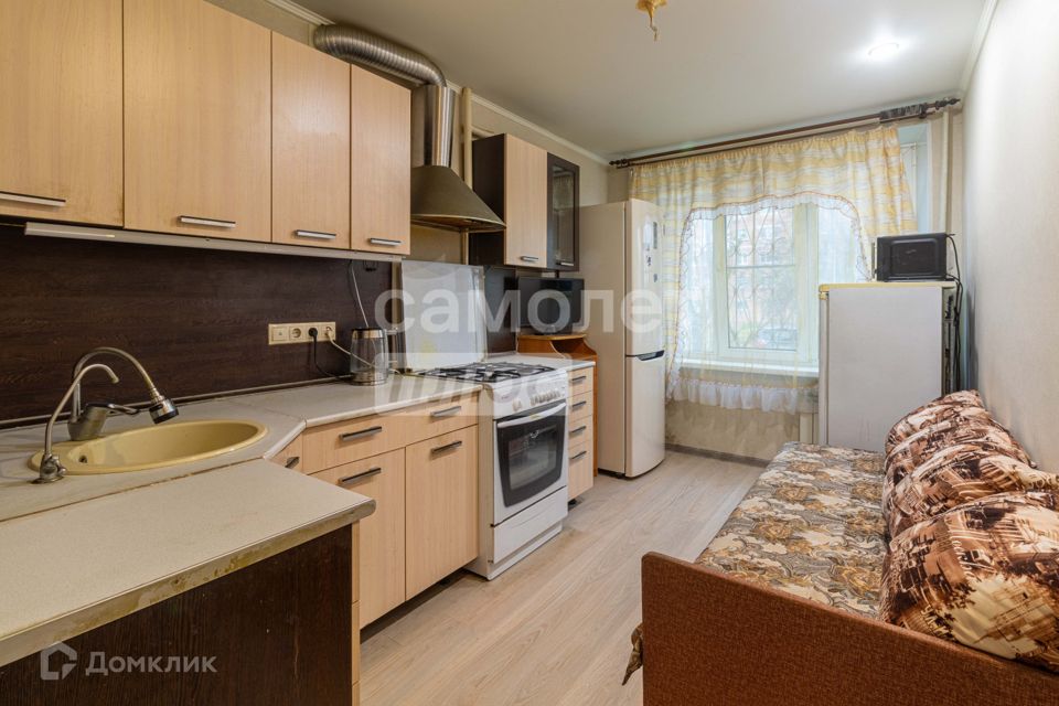 Продаётся 1-комнатная квартира, 35.3 м²
