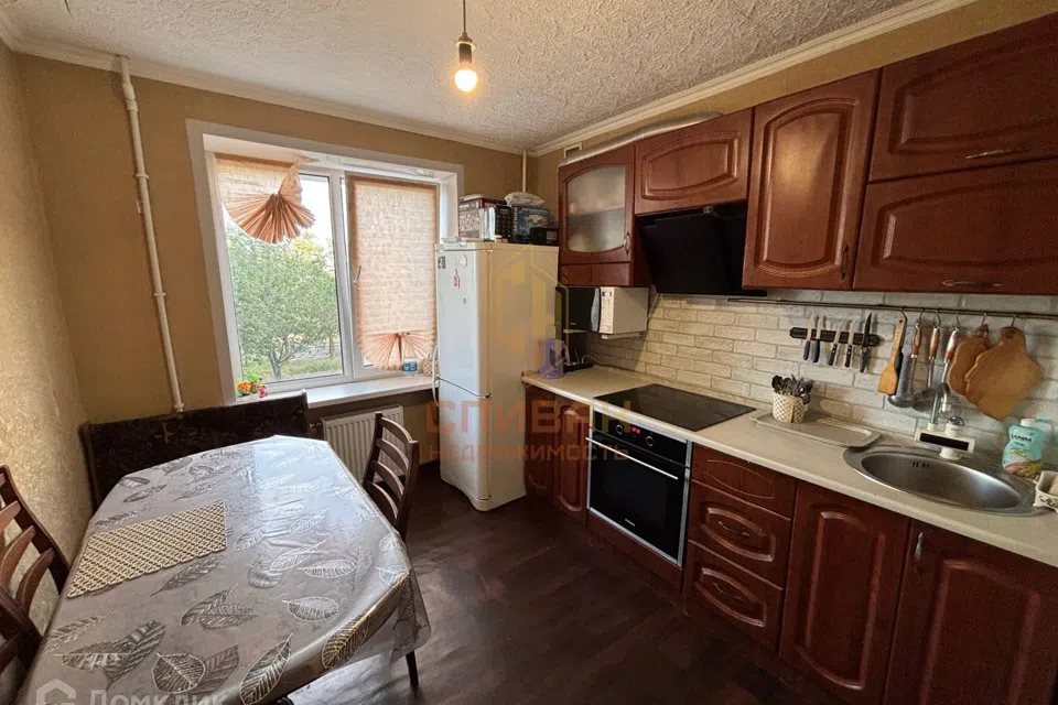 Продаётся 3-комнатная квартира, 61.2 м²