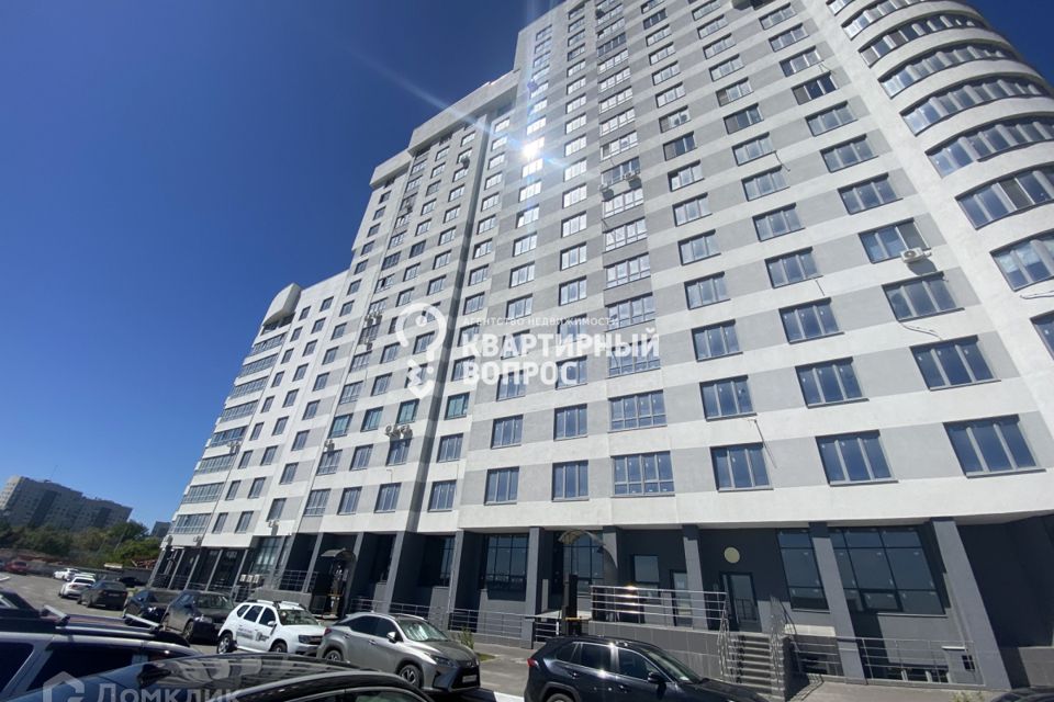 Продаётся 3-комнатная квартира, 136.88 м²