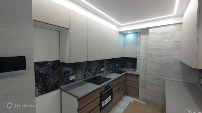 Продаётся 4-комнатная квартира, 121 м²