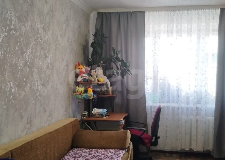Продаётся комната в 1-комн. квартире, 17.7 м²