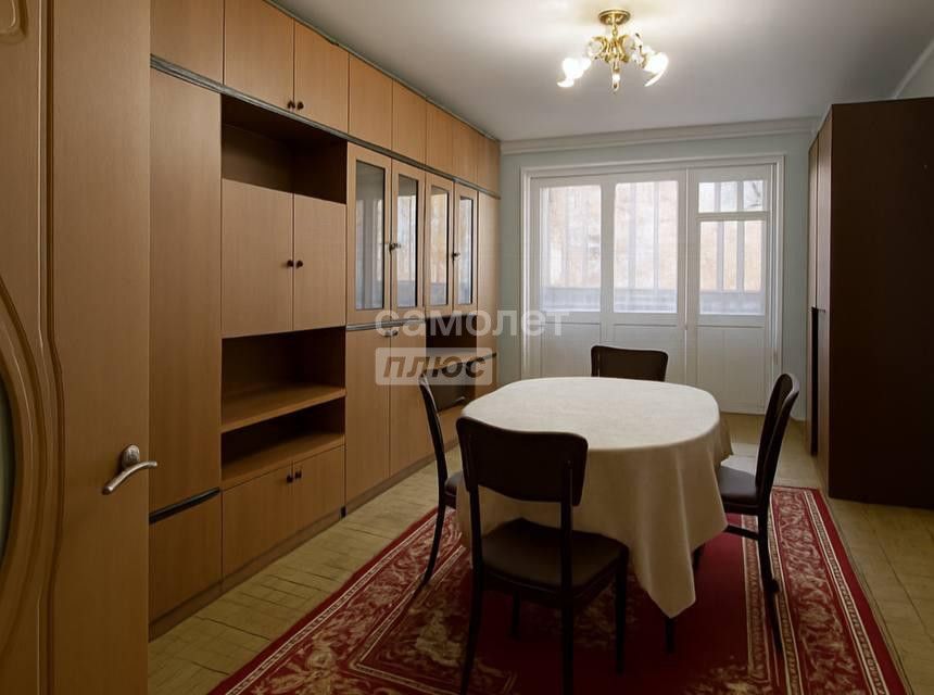 Продаётся 3-комнатная квартира, 57 м²