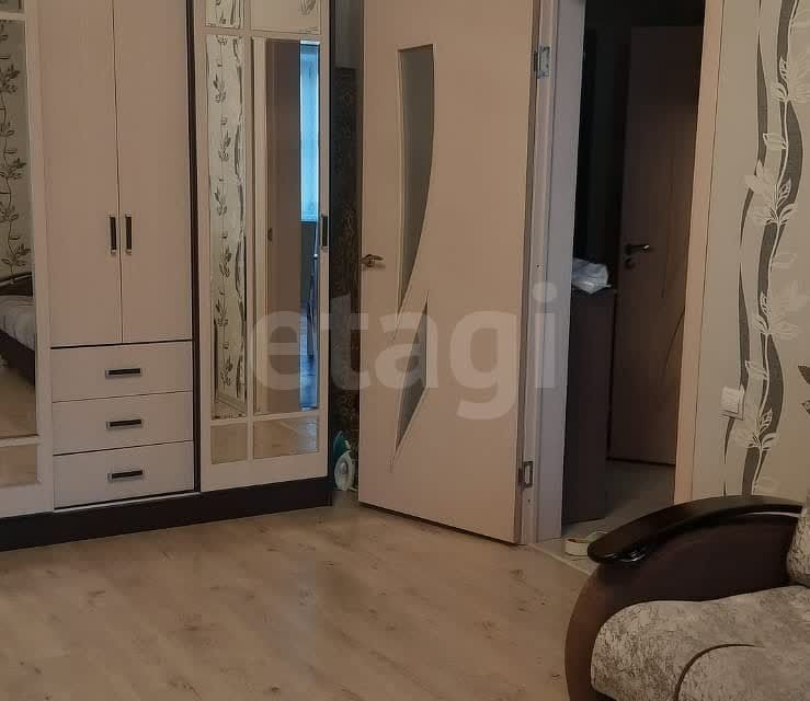 Продаётся 1-комнатная квартира, 39.3 м²