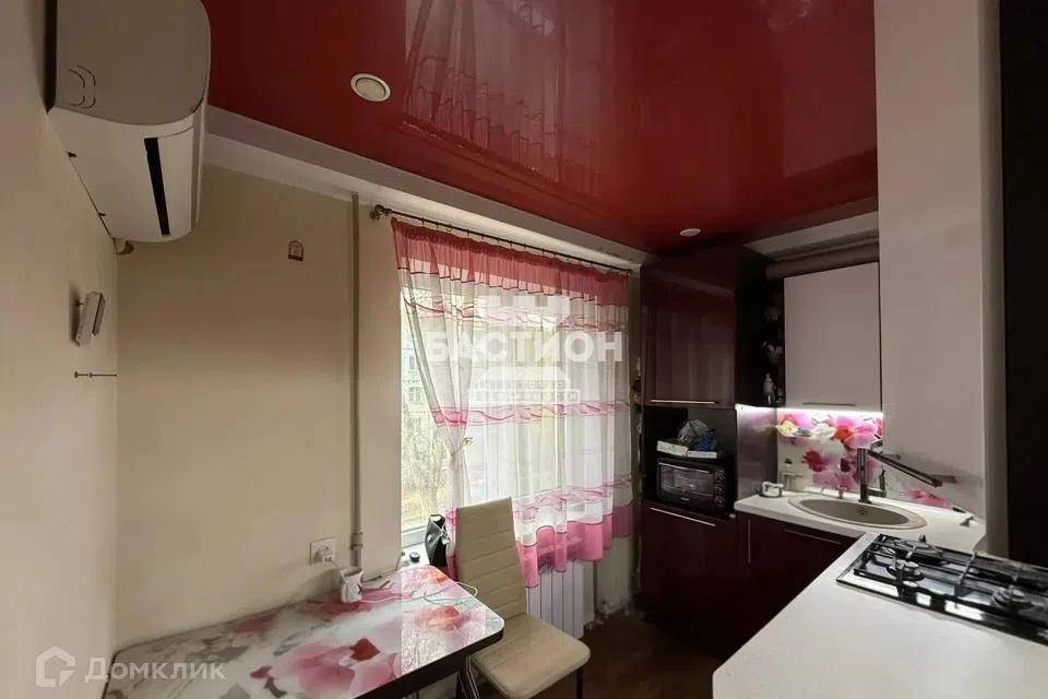 Продаётся 3-комнатная квартира, 55 м²