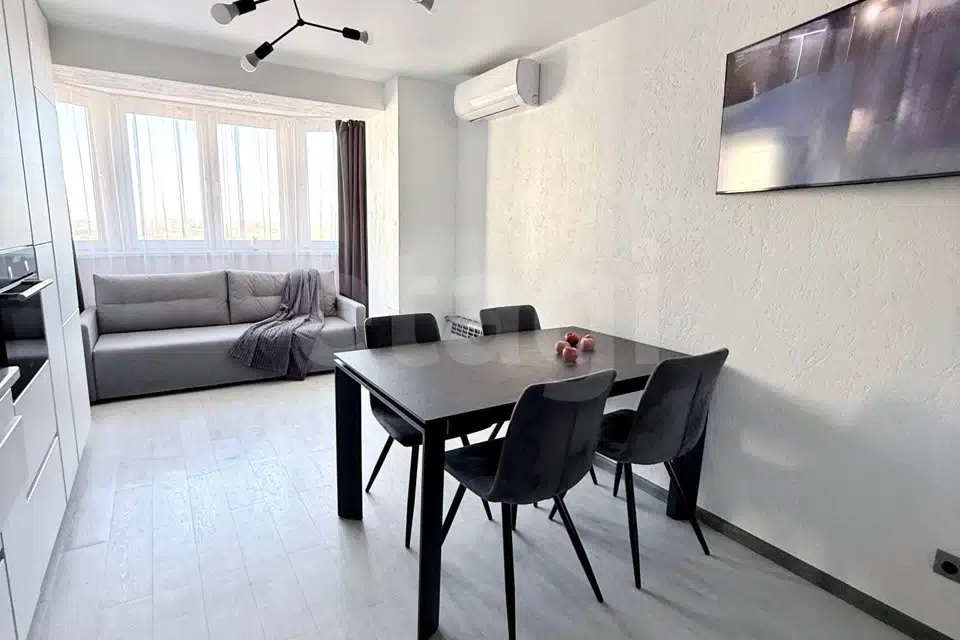 Продаётся 2-комнатная квартира, 58 м²