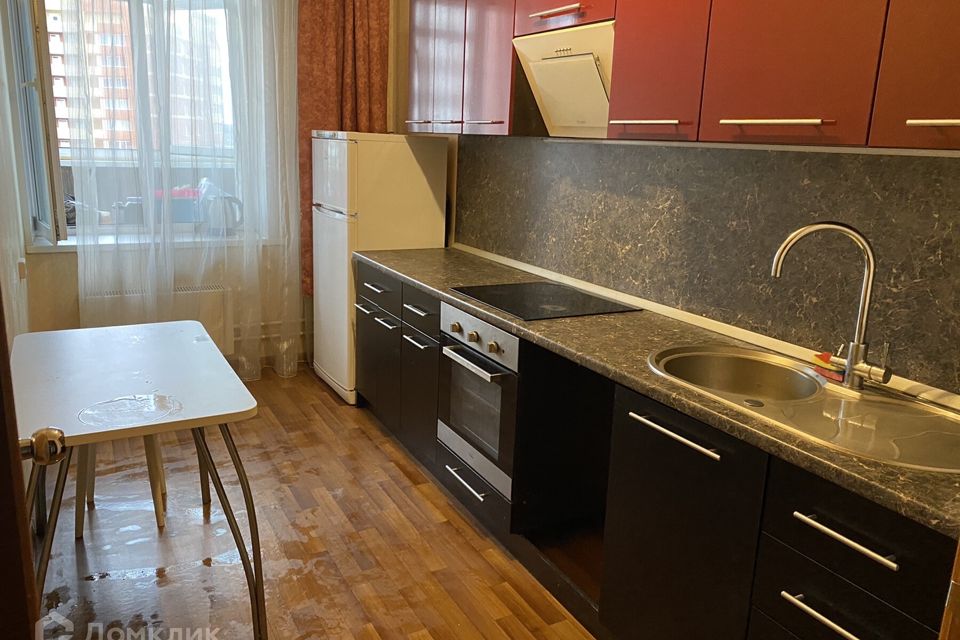 Сдаётся 1-комнатная квартира, 35 м²