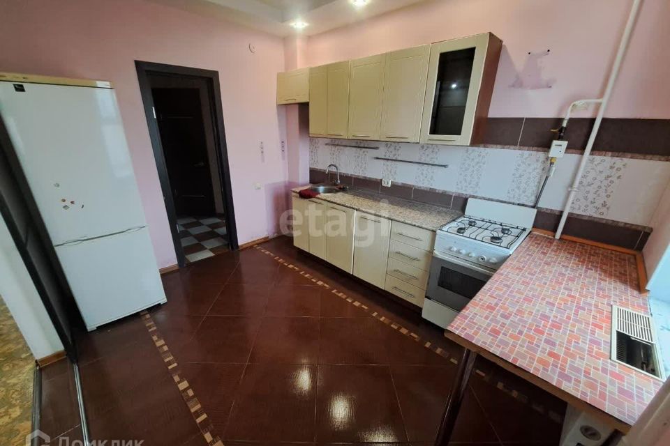 Продаётся 2-комнатная квартира, 69.7 м²