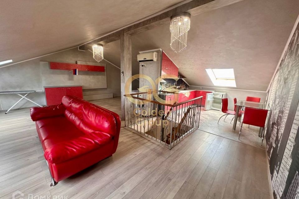 Продаётся студия, 84 м²