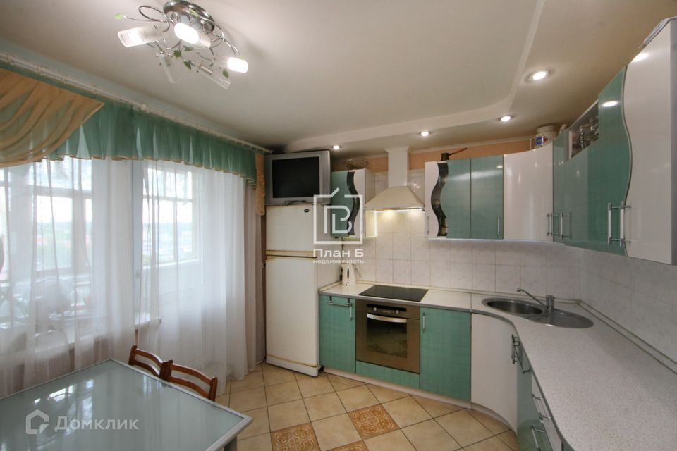 Продаётся 3-комнатная квартира, 72 м²