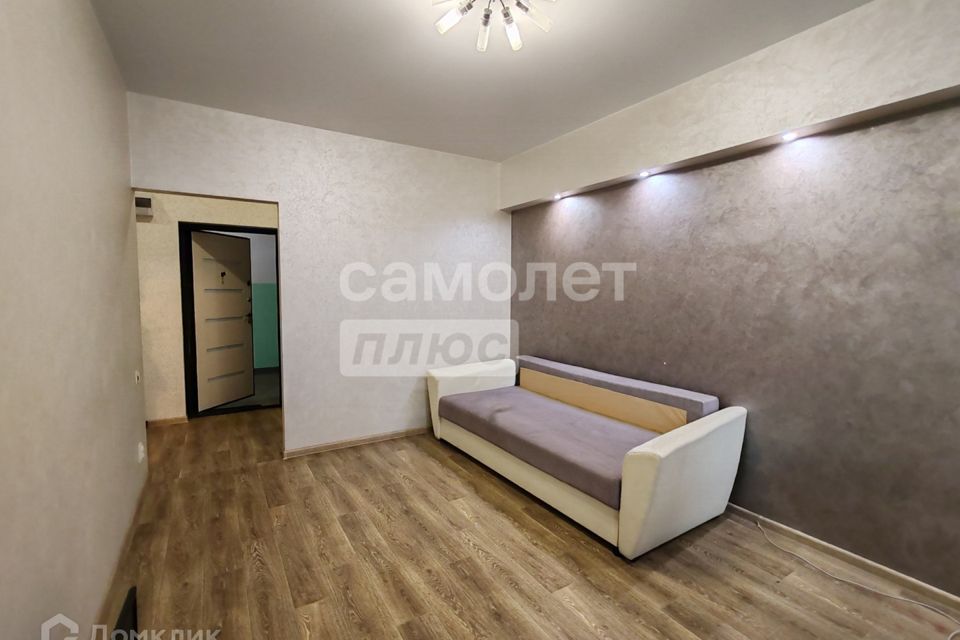 Продаётся 1-комнатная квартира, 37 м²