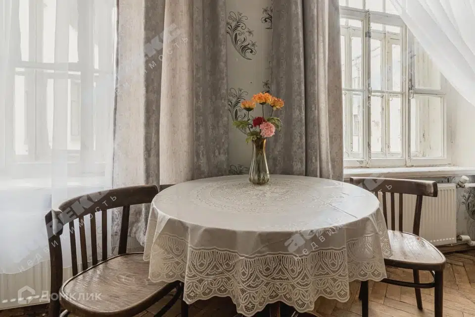 Продаётся 3-комнатная квартира, 111.6 м²