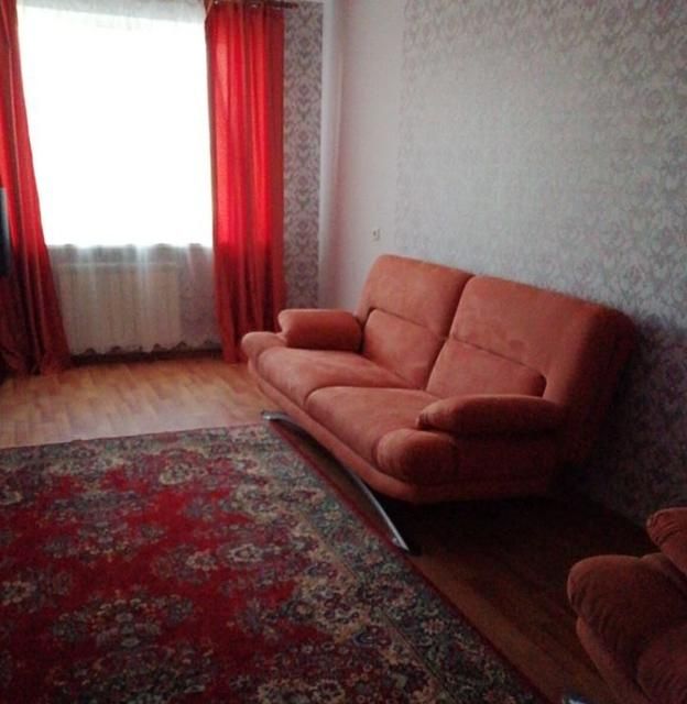Сдаётся 2-комнатная квартира, 57 м²