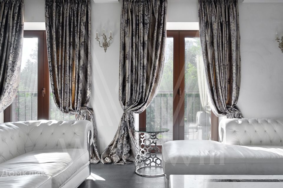 Продаётся 3-комнатная квартира, 118 м²