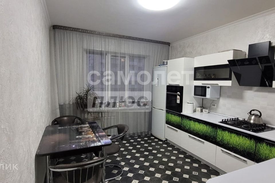Продаётся 3-комнатная квартира, 71.8 м²