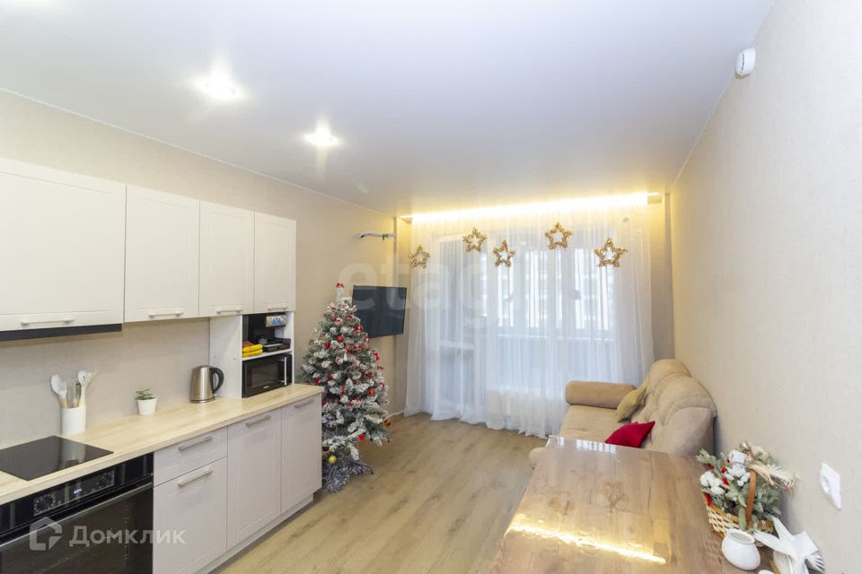 Продаётся 2-комнатная квартира, 67.2 м²