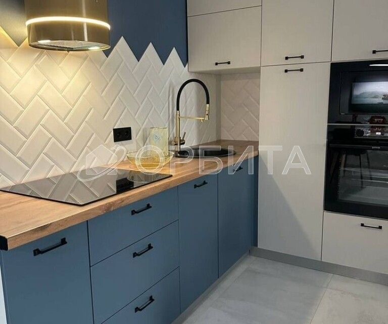 Продаётся 3-комнатная квартира, 61.7 м²