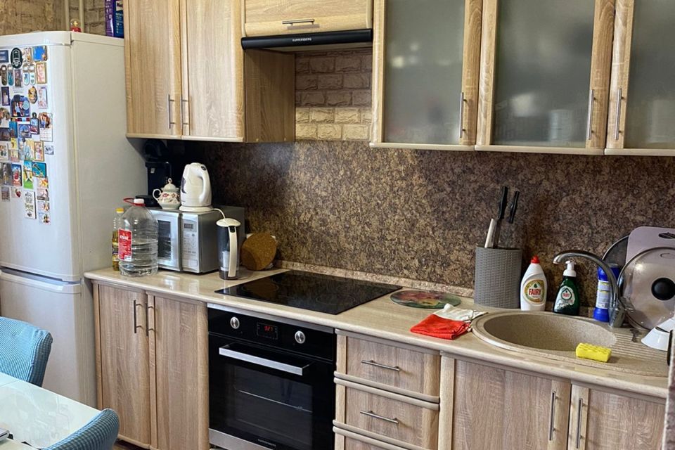 Продаётся 2-комнатная квартира, 56.7 м²