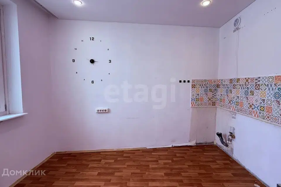 Продаётся 2-комнатная квартира, 58.6 м²