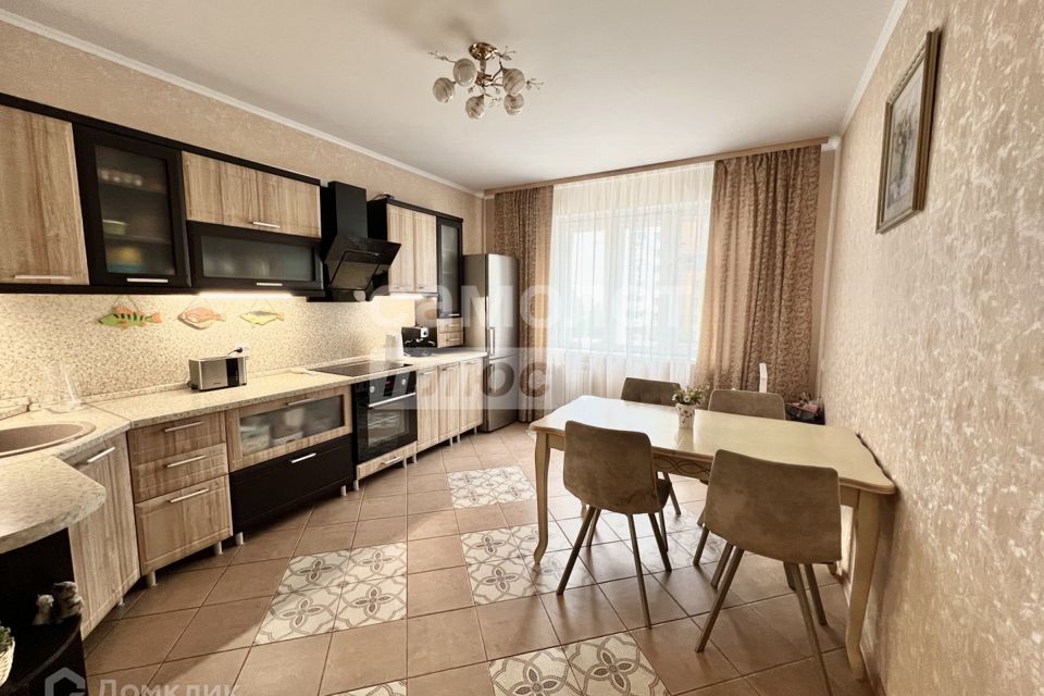 Продаётся 3-комнатная квартира, 77.8 м²