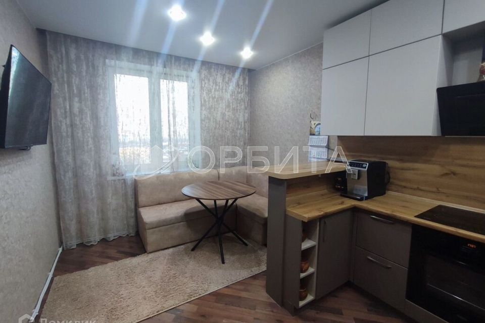 Продаётся 2-комнатная квартира, 77.3 м²