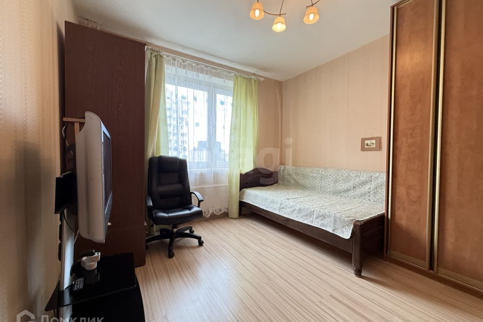 Продаётся 1-комнатная квартира, 37.8 м²
