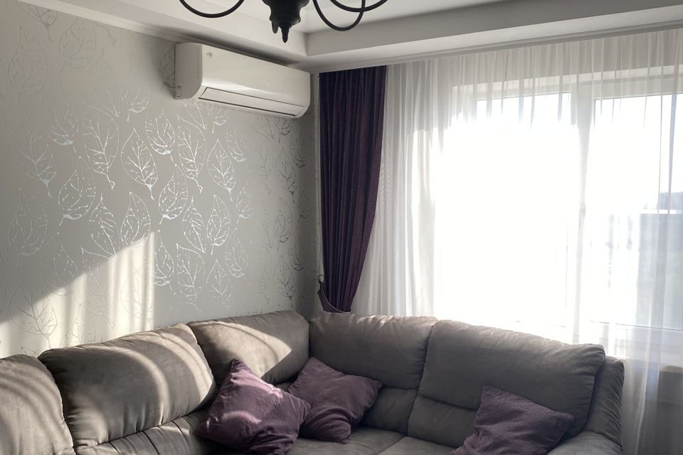 Продаётся 3-комнатная квартира, 70 м²