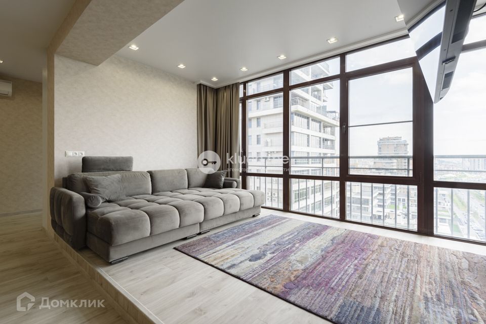 Продаётся 3-комнатная квартира, 115 м²